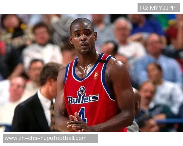 足球国王的传奇之路：从草根到世界巅峰的辉煌历程